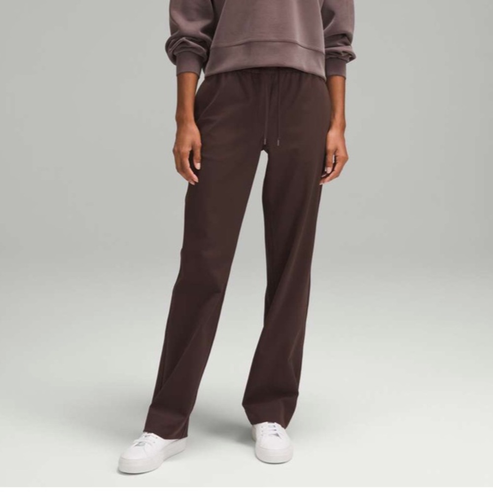 Lululemon Straight‑Leg Mid‑Rise Luxtreme Pants in Espresso - S